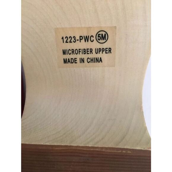 Bundle Sale 3 for $15 | Ohio State University Clogs - Women's Size 5M - Picture 9 of 13